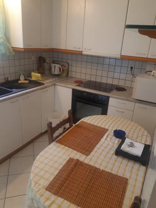 אתונה Classical Apartment At Lycabetus Hill מראה חיצוני תמונה