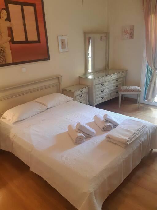 אתונה Classical Apartment At Lycabetus Hill מראה חיצוני תמונה